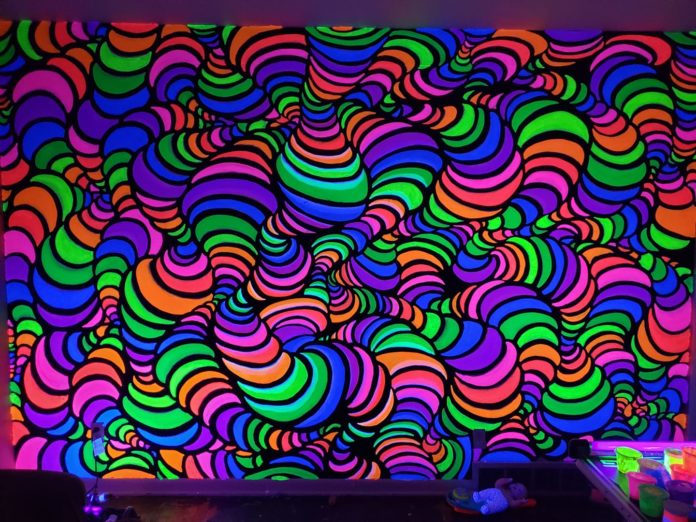 FLUORESCENT COLOR IS EVERYWHERE IN MIAMI