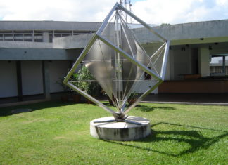 ALEJANDRO OTERO sculpture