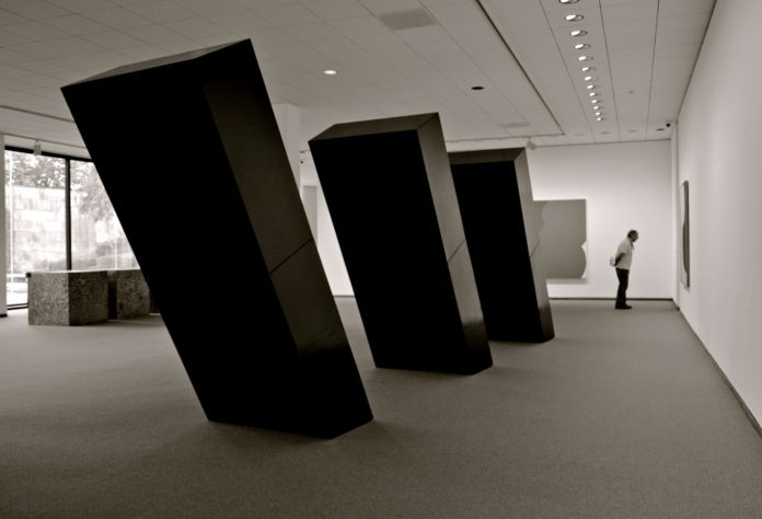 ronald bladen sculpture