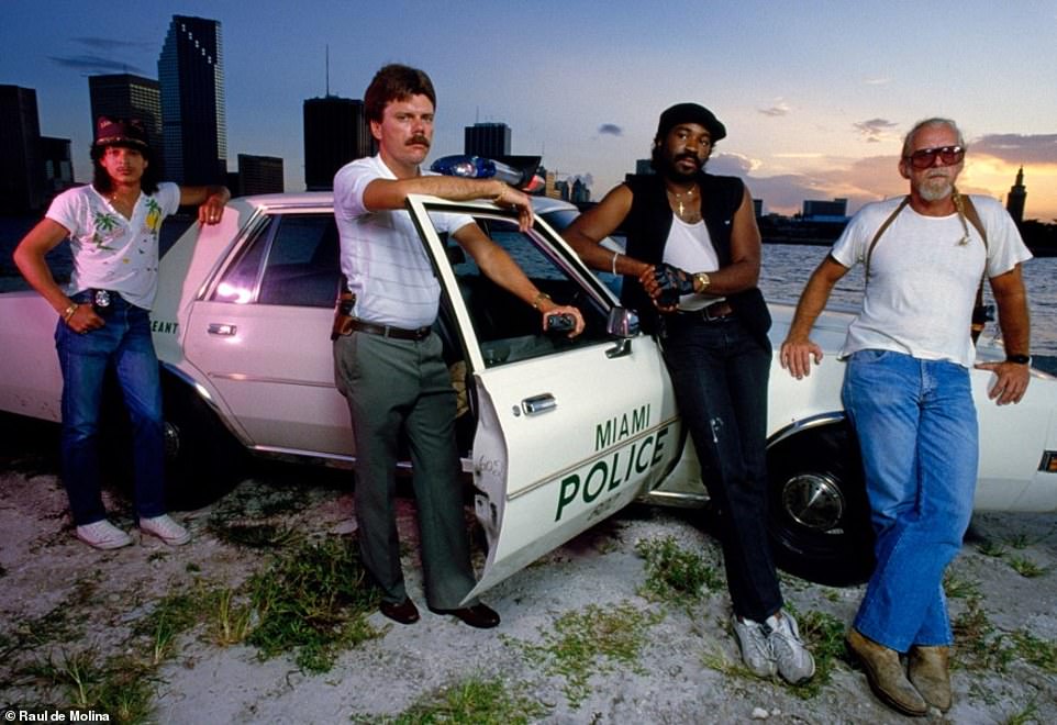 Raul de Molina. Miami River Cops, 1985.