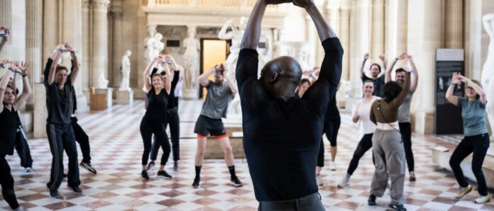 Dancing at the Louvre like Beyoncé and Jay-Z