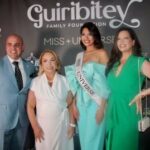 El candidato a sheriff José Aragú recibió el respaldo de la Miss Universe Sheinnys Palacios