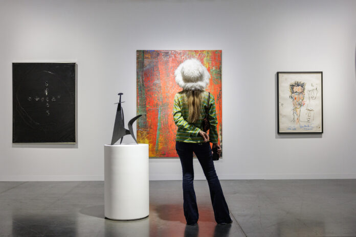 Art Basel unveils gallery line‑up and key highlights for its 2025 Miami Beach edition