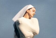 Berghain — Rosalía (feat. Björk & Yves Tumor) Berghain — Rosalía (feat. Björk & Yves Tumor)