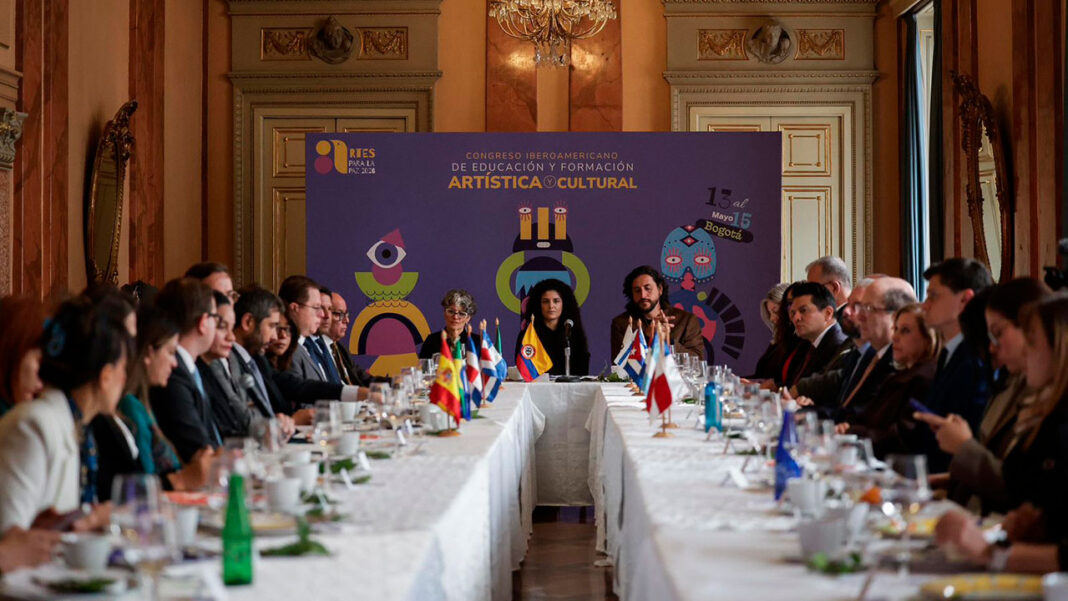 Bogotá será epicentro regional de la educación artística y cultural Primer Congreso Iberoamericano de Educación Artística y Cultural – Artes para la Paz 2026